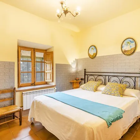 Holiday home Cal Viudet Vell