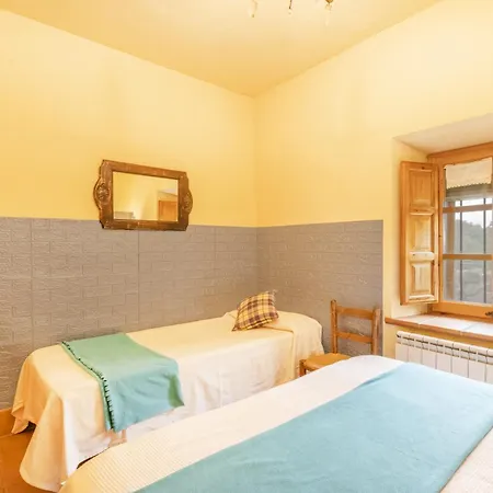 Cal Viudet Vell Holiday home *